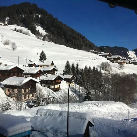 Διαμέρισμα Cosy 4 Pers, Skis Aux Pieds, Balcon, Parking, 2 Etoiles - Location Dim. A Dim. En Hiver - Fr-1-342-191 *