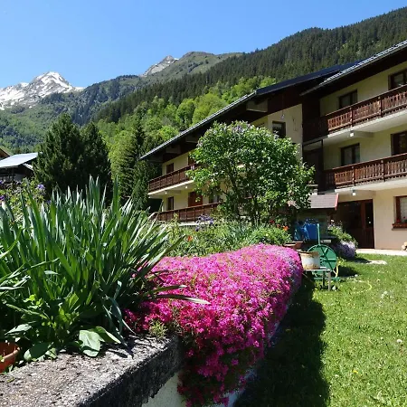 Cosy 4 Pers, Skis Aux Pieds, Balcon, Parking, 2 Etoiles - Location Dim. A Dim. En Hiver - Fr-1-342-191 Arêches
